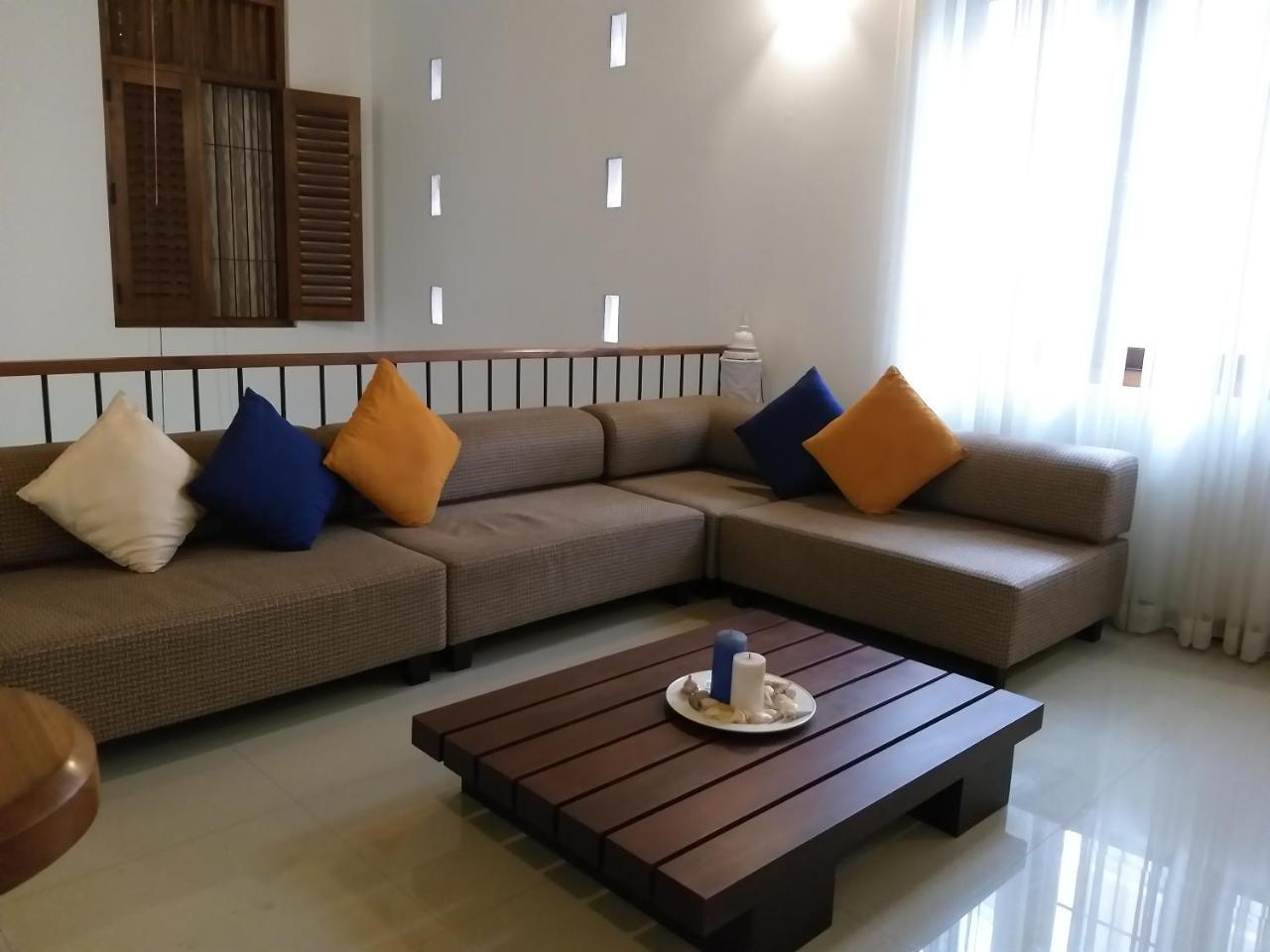 Cosy Nest Home Stay Negombo Extérieur photo