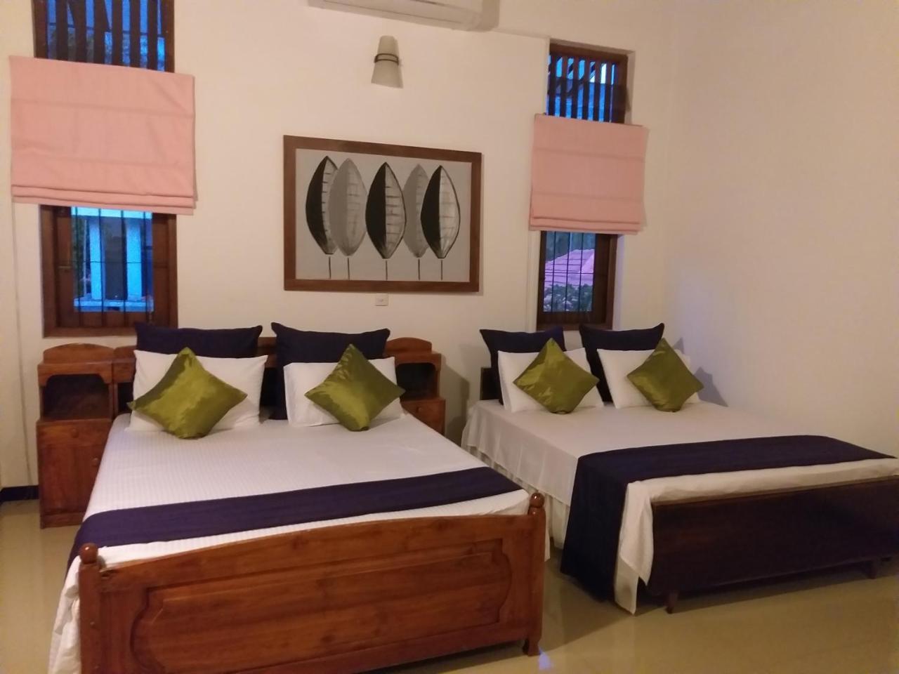 Cosy Nest Home Stay Negombo Extérieur photo
