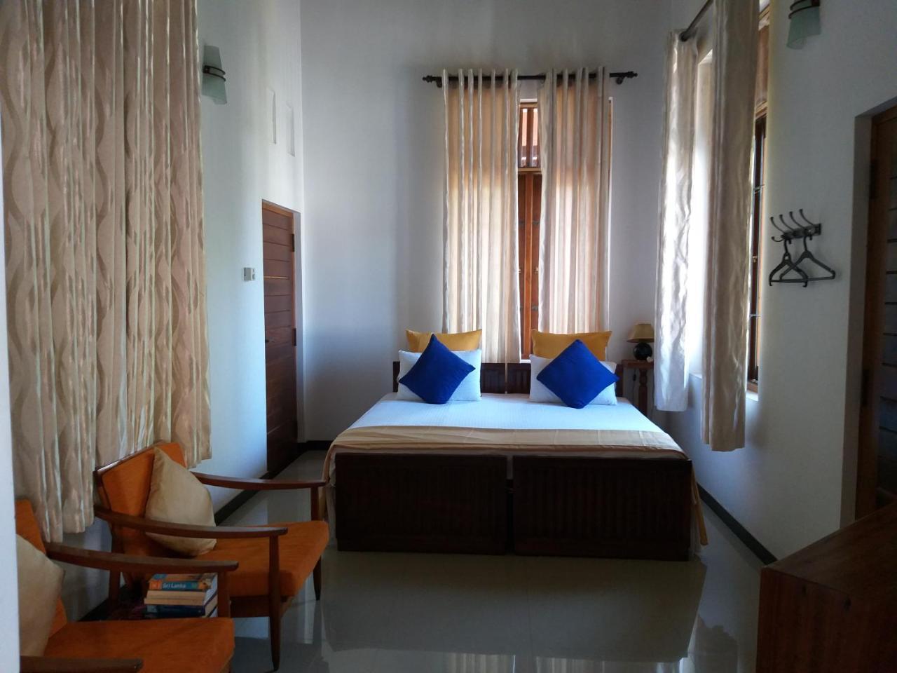 Cosy Nest Home Stay Negombo Extérieur photo