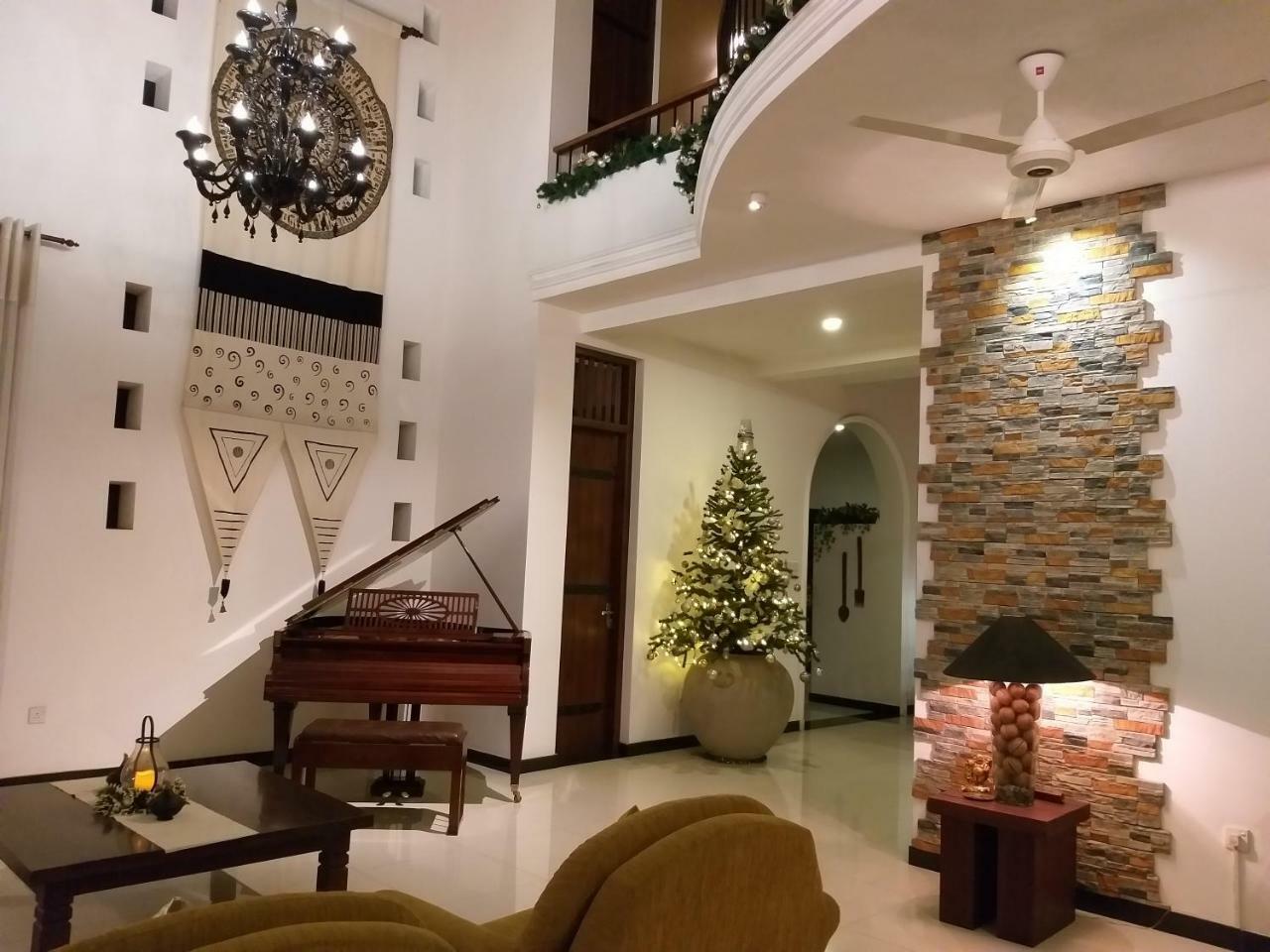 Cosy Nest Home Stay Negombo Extérieur photo